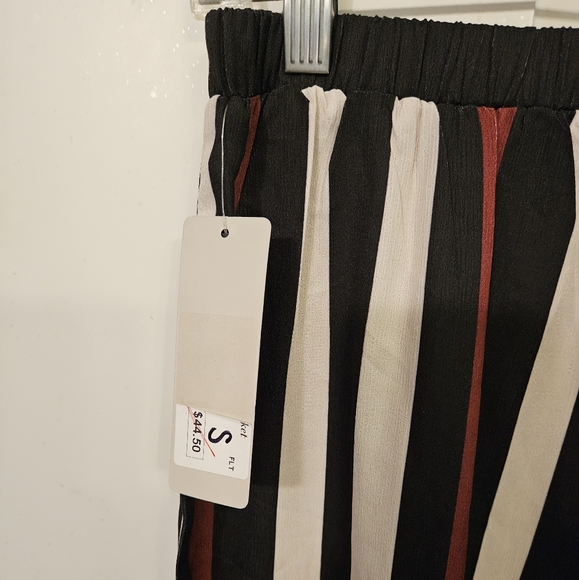 Flying Tomatoe REDUCED POSTAGE!!! - Picture 2 of 7